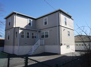 70 Camden St, Lynn, MA 01905