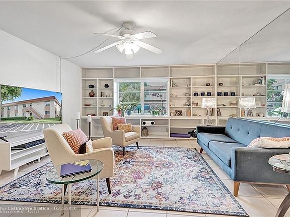 5th image of 1950 N Andrews Ave #116