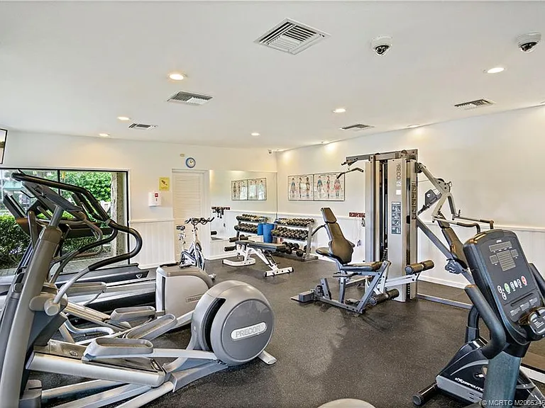 9940 Ocean Dr #309 — Photo 19