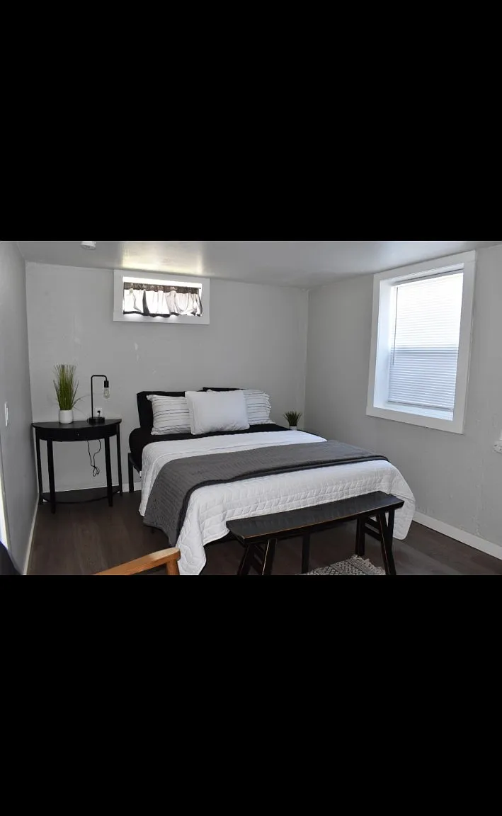 2 bed, 1100 sqft, $1,850 — Photo 4