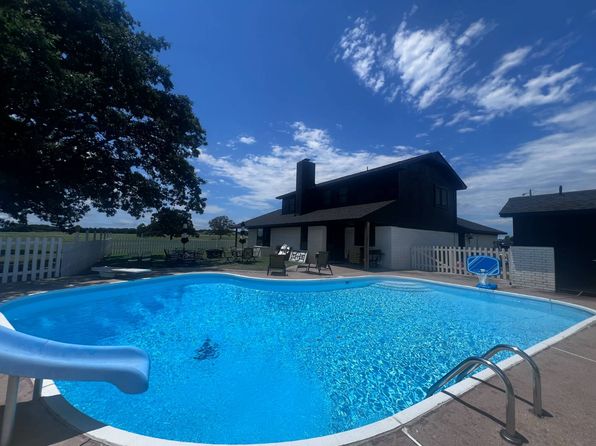 2410 W Cedar Ridge Rd, Tishomingo, OK 73460