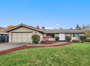 1856 174th Pl NE, Bellevue, WA 98008