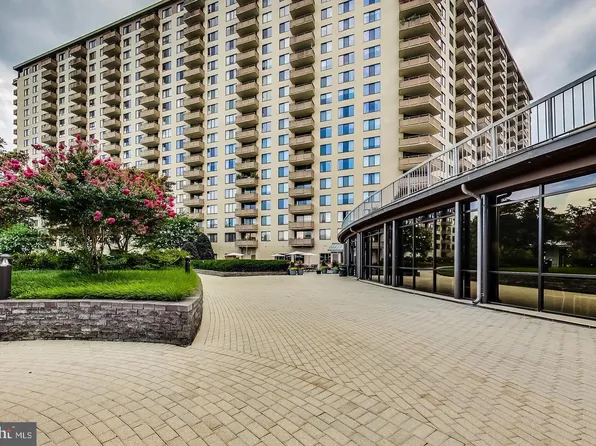 5225 Pooks Hill Rd APT 609S, Bethesda, MD 20814