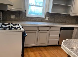 26 W Circular St #A, Saratoga Springs, NY 12866