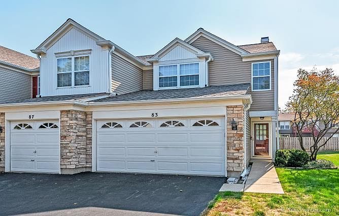 1st image of 83 Oakton Dr