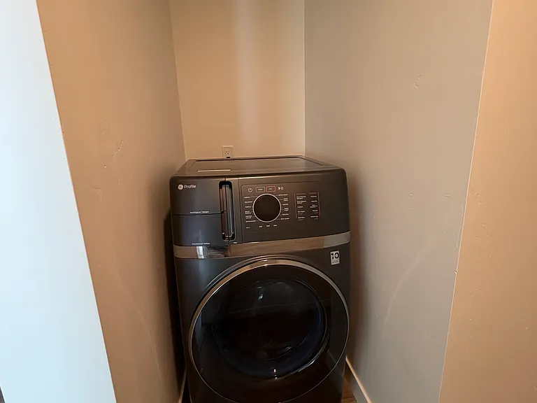 644 Mountain View St — Photo 10