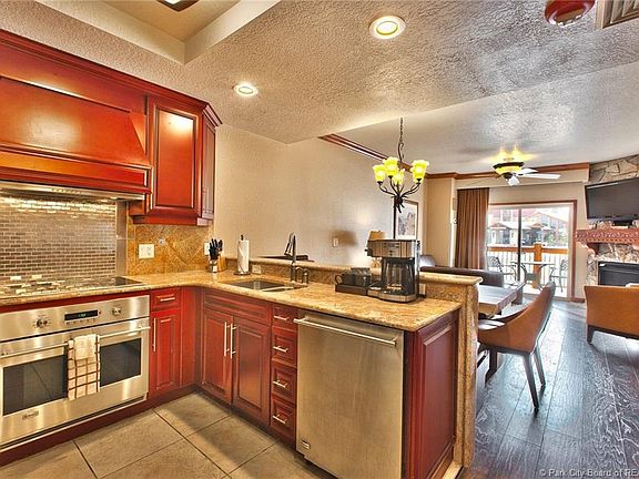 2nd image of 3000 Canyon Resort Dr #3616