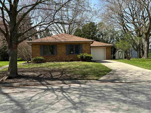1312 2nd Ave SW, Waverly, IA 50677