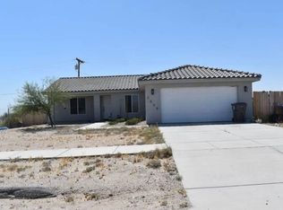 2668 Desert Dr, Thermal, CA 92274