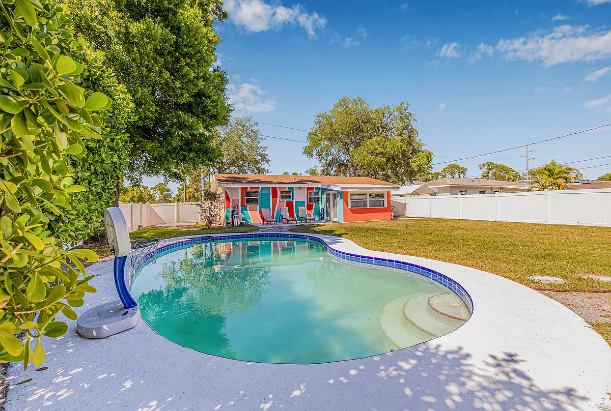 HUGE backyard with in ground pool - 5740 67th Ave N