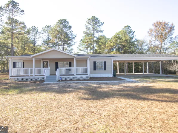 100 Sandstone Pl, Metter, GA 30439
