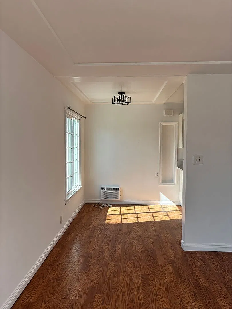2584 S. Sepulveda Blvd. — Photo 3