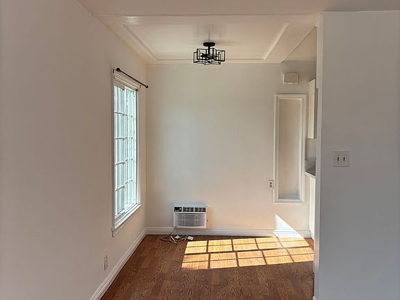 4th image of 2584 S Sepulveda Blvd #2586