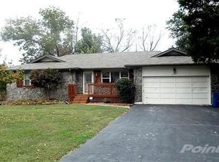 2755 W Farm Road 178, Springfield, MO 65810