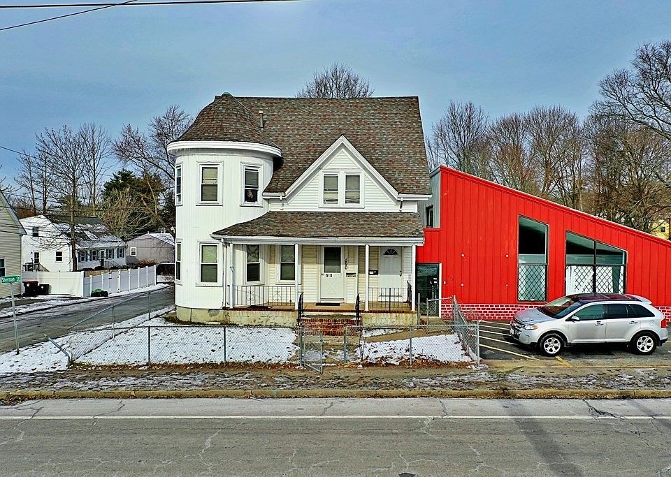 1st image of 590 Centre St