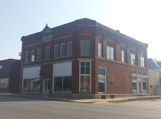 121 N Main St, Paris, MO 65275
