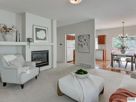 3rd image of 4424 S 179th St