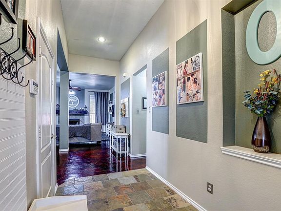 4th image of 8020 Mount Shasta Cir