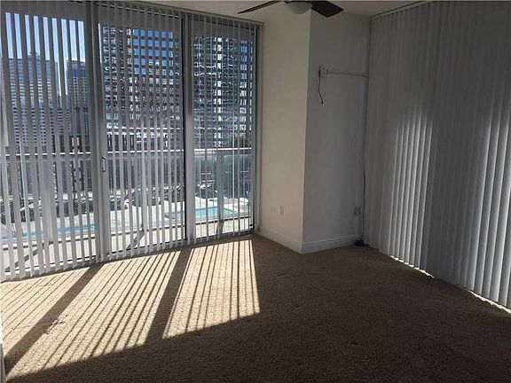 4th image of 475 Brickell Ave APT 1713