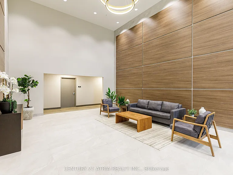 4 Kimberly Ln #124 — Photo 3