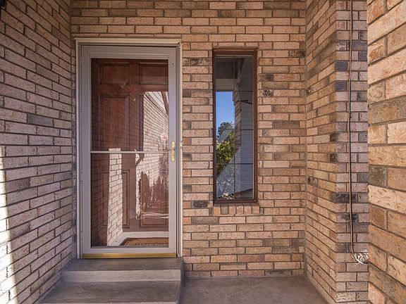 2nd image of 9216 Joe Montoya Pl NW