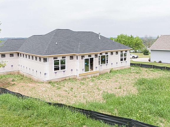 5th image of 333 Drumlin Loop