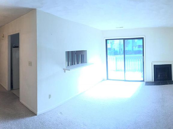2nd image of 2404 Wood Gate Ln