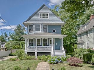 306 Beach Ave, Mamaroneck, NY 10543