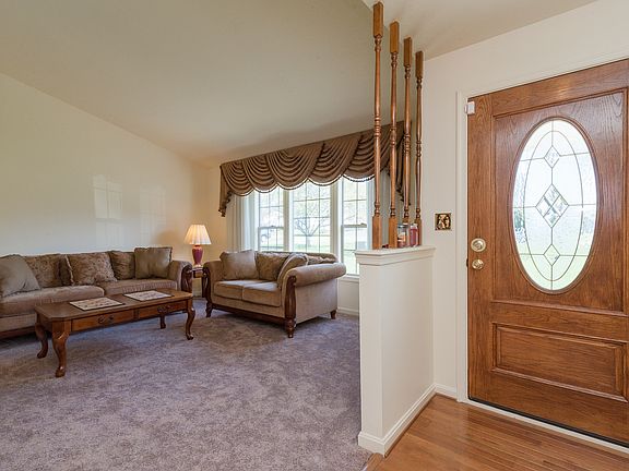 3rd image of 11700 Sawgrass Ln