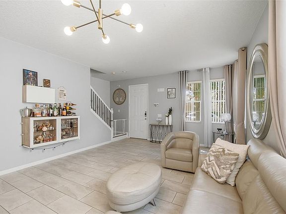 3rd image of 1017 BERKELEY DRIVE