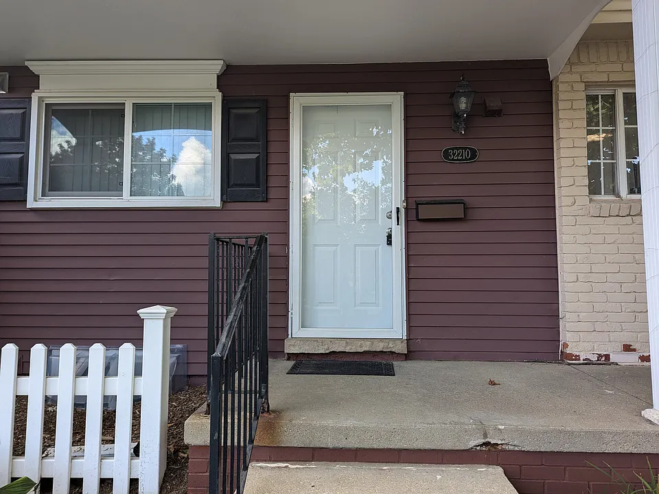 32210 W Twelve Mile Rd #2