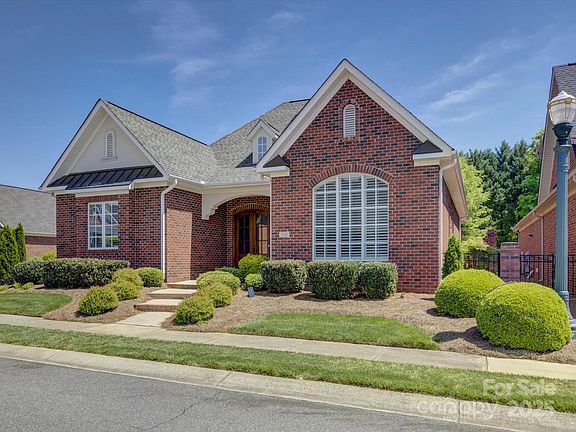 2nd image of 324 Quinby Way