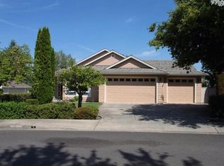 3455 Parkway Dr, Medford, OR 97504