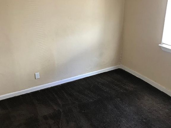 5th image of 1401 Chestnut St APT 1