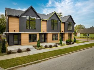 1972 W 58th St, Cleveland, OH 44102