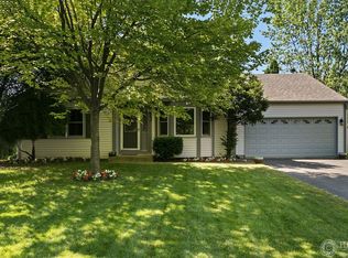 613 Wood Creek Dr, Island Lake, IL 60042