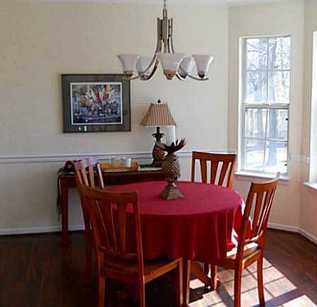 5th image of 7 Windrose Ct