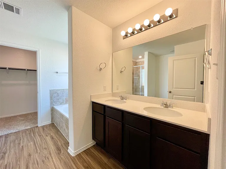 3208 Kenner Dr — Photo 24