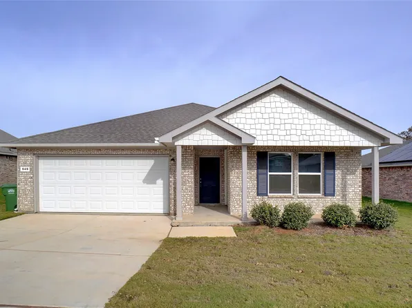 949 Ben Dr, Springtown, TX 76082