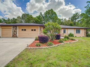 17 Linder Cir, Homosassa, FL 34446