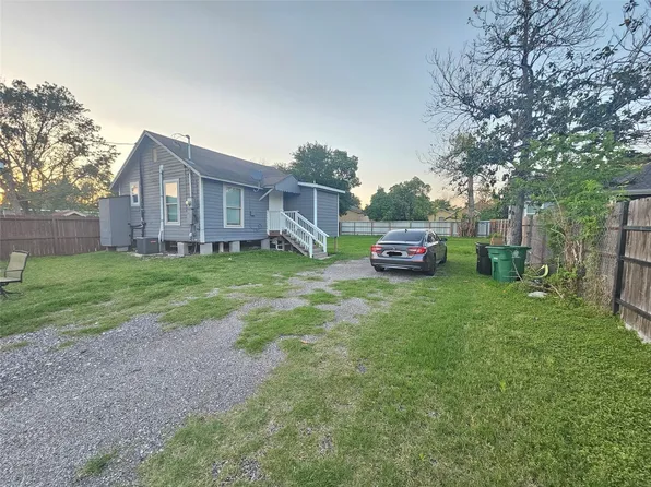 1013 Bennington Street, Houston, TX 77022