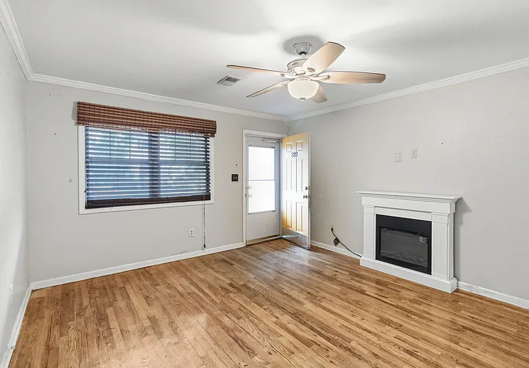 289 Muhammad Ali Ave — Photo 3