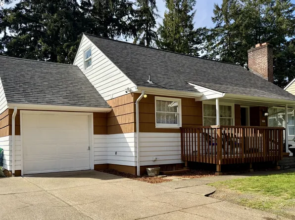 8906 NE Hancock St, Portland, OR 97220