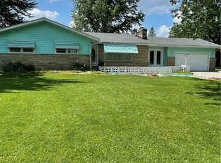 10260 Island Rd, Grafton, OH 44044