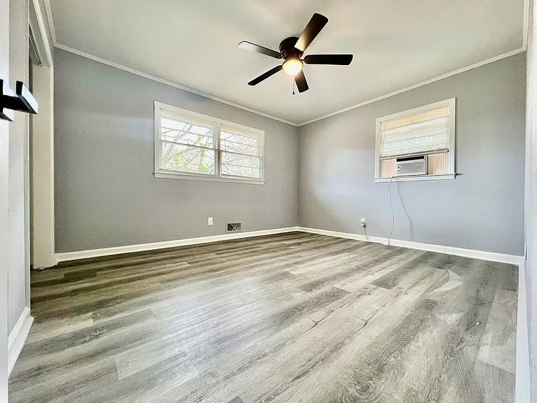 2901 Skyline Dr — Photo 9