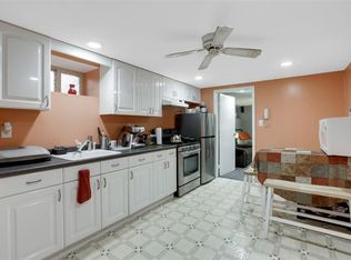 23 47th St, Weehawken, NJ 07086