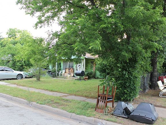 3rd image of 4109 Eastover Ave