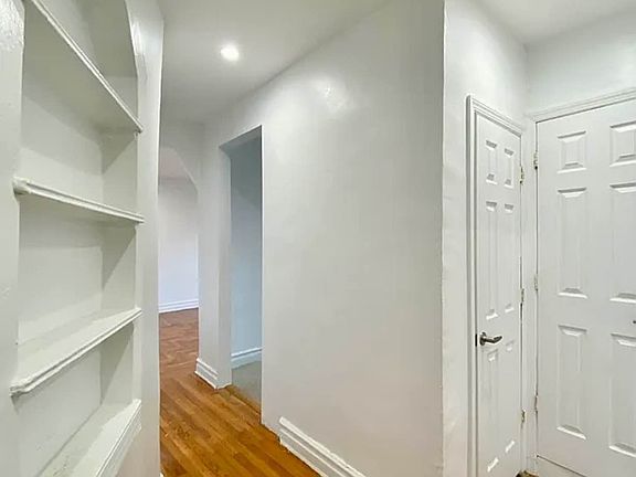 3rd image of 118 Quincy St APT C6