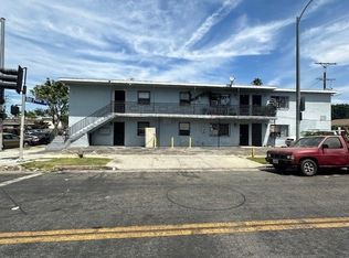 9222 S San Pedro St, Los Angeles, CA 90003