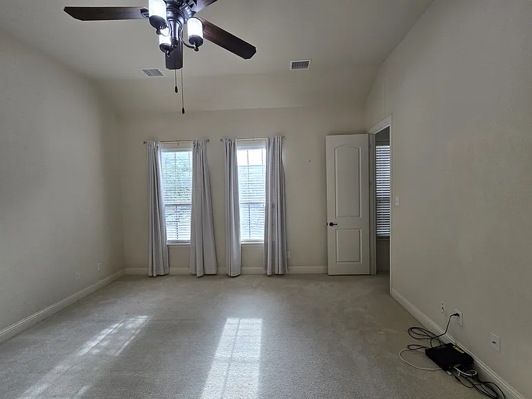 7924 Osborn Pkwy — Photo 5